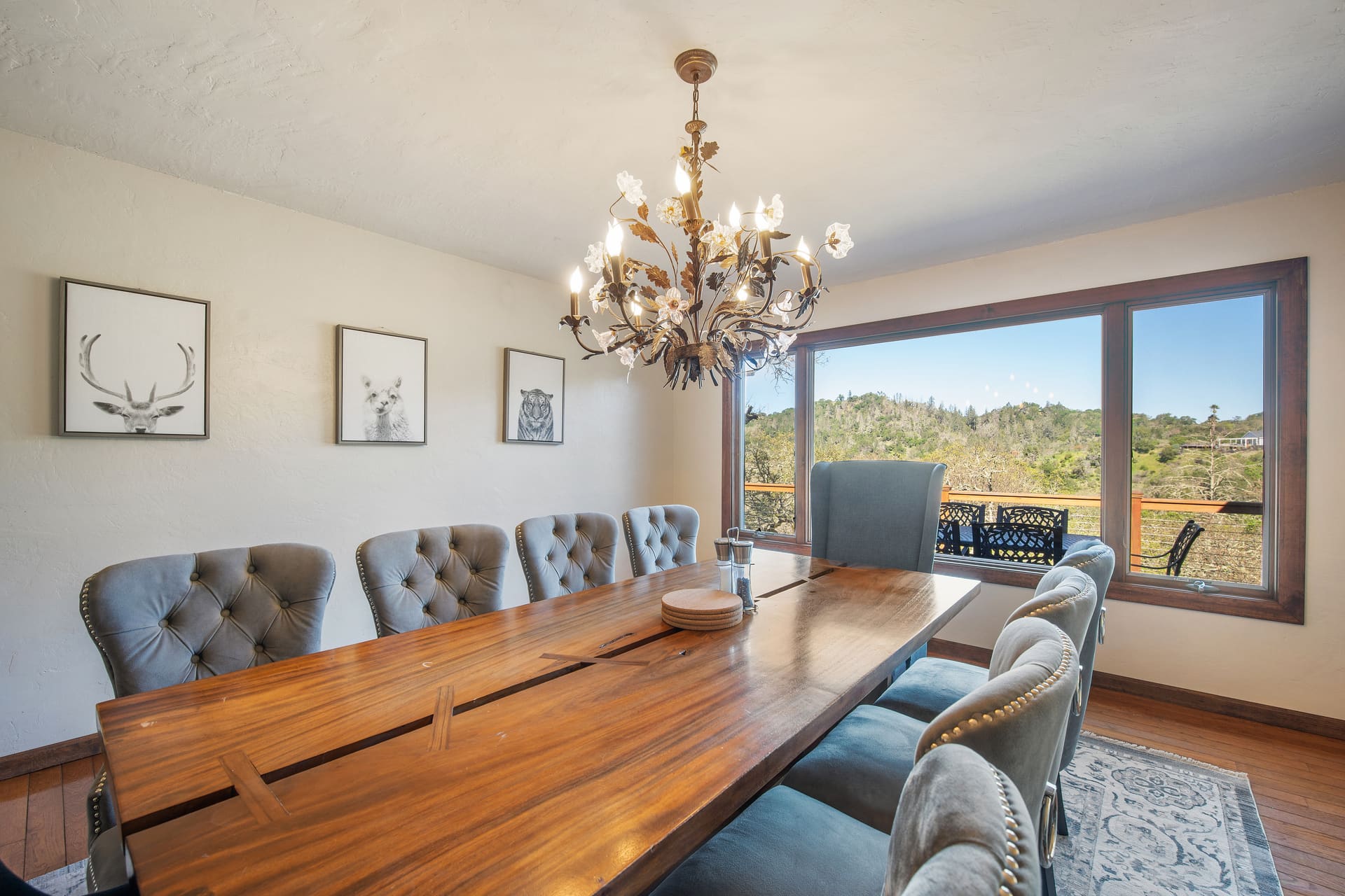 Farpoint — The Dining Room
