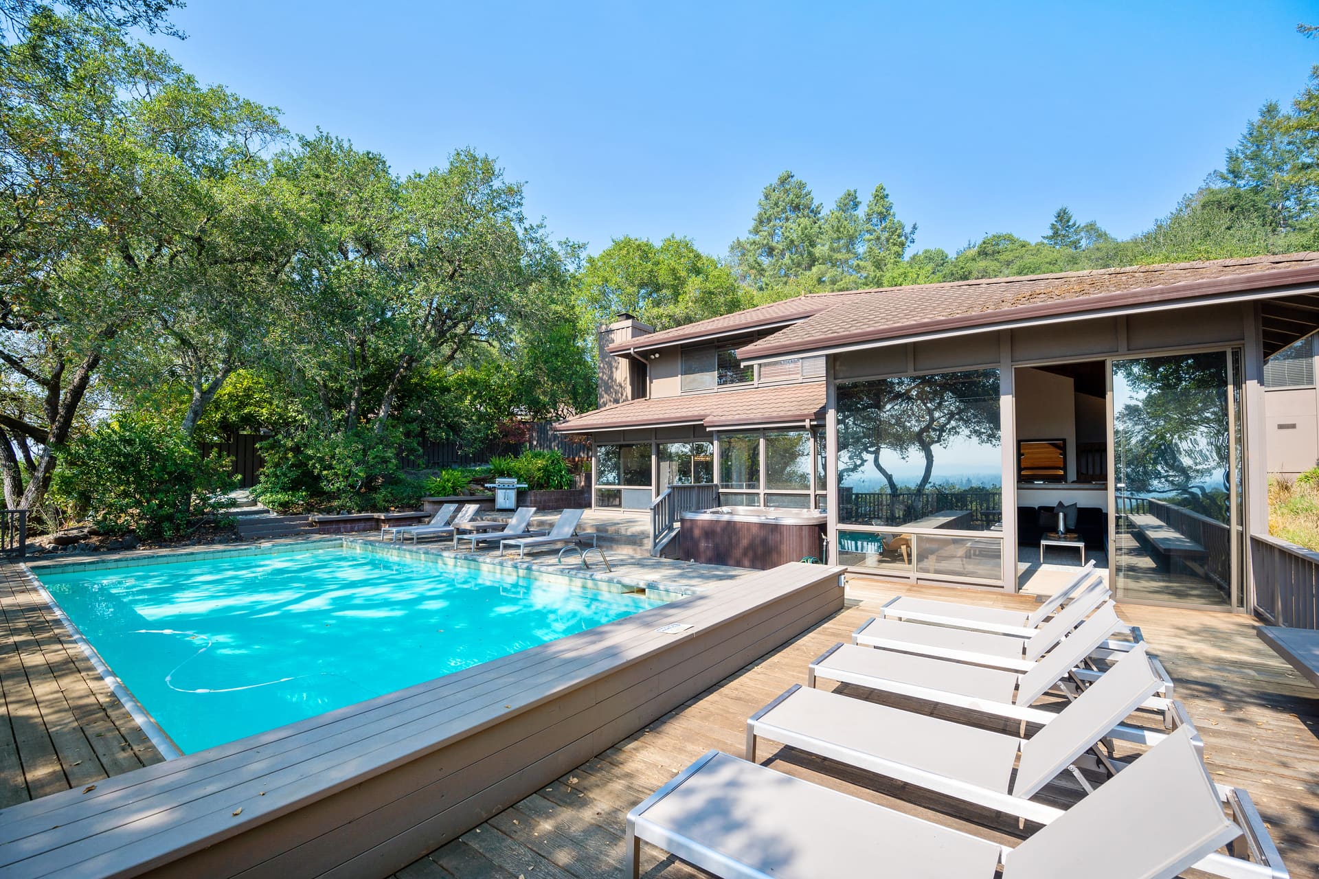 Haven — Dining Among the Treetops